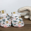 Charger l'image dans la galerie, Chaussons souples bébé Douces Fleurs Les Fantaisies de Malou