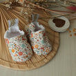 Charger l'image dans la galerie, Chaussons souple bébé Small and Sweet taille 0-6 mois polaire Les Fantaisies de Malou