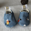 Charger l'image dans la galerie, Chaussons souple bébé Coco taille 0-6 mois flanelle Les Fantaisies de Malou