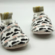 Load image into Gallery viewer, Chaussons souple bébé Nuages Les Fantaisies de Malou