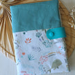 Charger l'image dans la galerie, protège carnet de santé douceur marine phoques baleine tissu Katia fabrics idées cadeaux de naissance fabriqué en Alsace, créatrice bébé textile Weyersheim les fantaisies de malou
