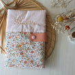 Charger l'image dans la galerie, protège carnet de santé personnalisable broderie prénom fleurs small and sweet Art galery fabric idée cadeau de naissance créatrice bébé Weyersheim fabriqué en Alsace les fantaisies de Malou