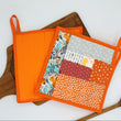 Charger l'image dans la galerie, Set de 2 maniques Patchwork oranges Les Fantaisies de Malou