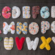 Charger l'image dans la galerie, Lettres Alphabet matelassées en tissus pour banderole
