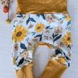 Charger l'image dans la galerie, Pantalon évolutif Tournesol bébé et enfant Les Fantaisies de Malou
