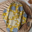 Load image into Gallery viewer, Serviette hygiénique lavable Jaune Japonisante, flanelle bio
