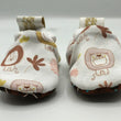 Load image into Gallery viewer, Chaussons souple bébé Lions Les Fantaisies de Malou
