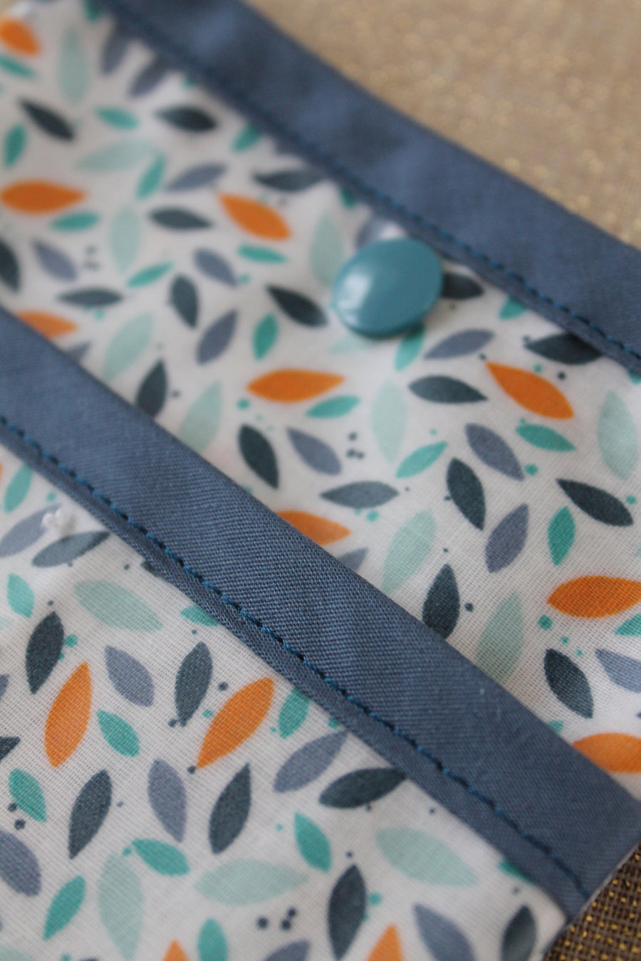 Pochette imperméable bleu ou orange Les Fantaisies de Malou