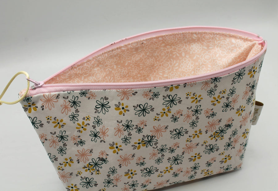 Trousse de toilette L Douces Fleurs Les Fantaisies de Malou